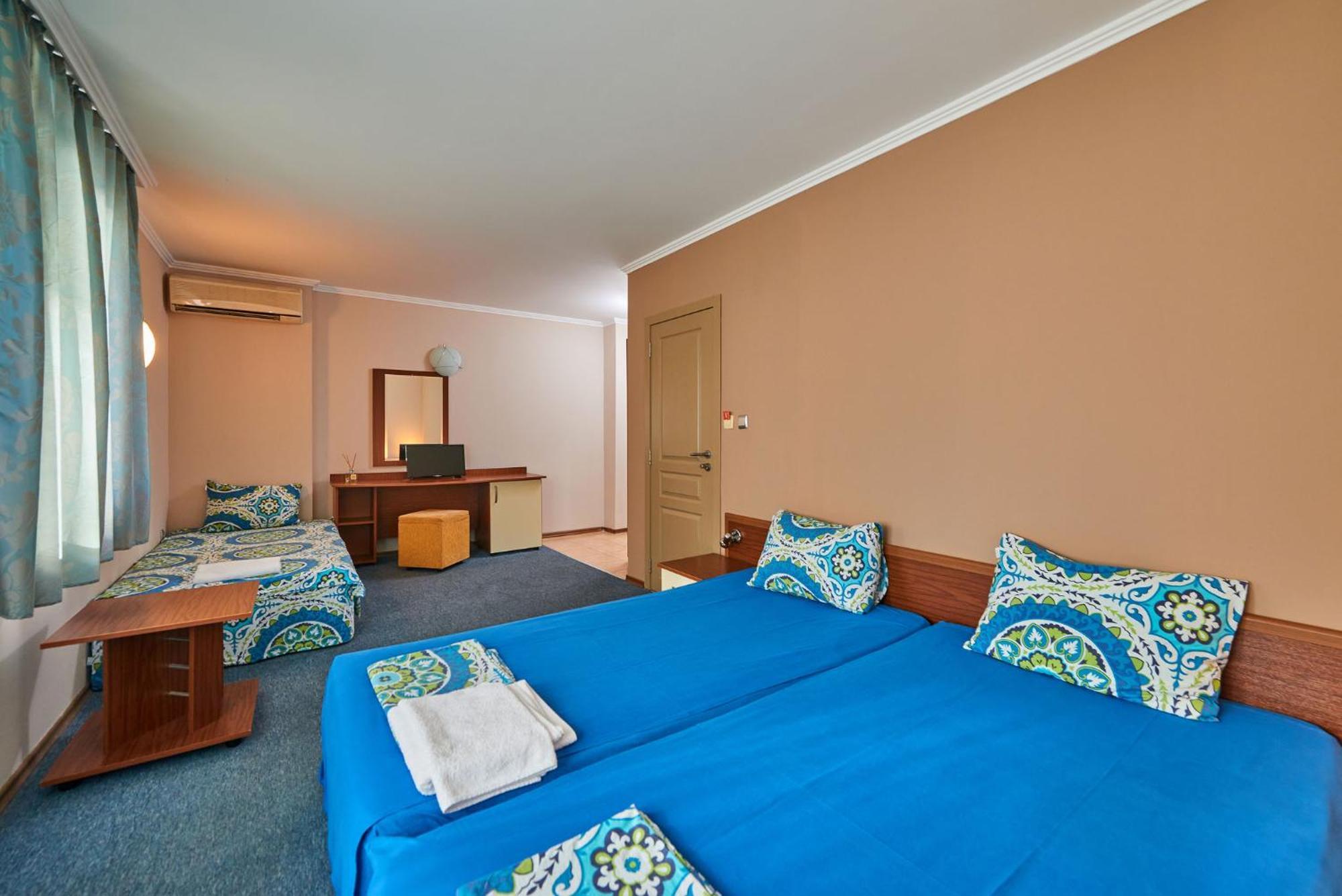 Family Hotel Electra Поморие Экстерьер фото